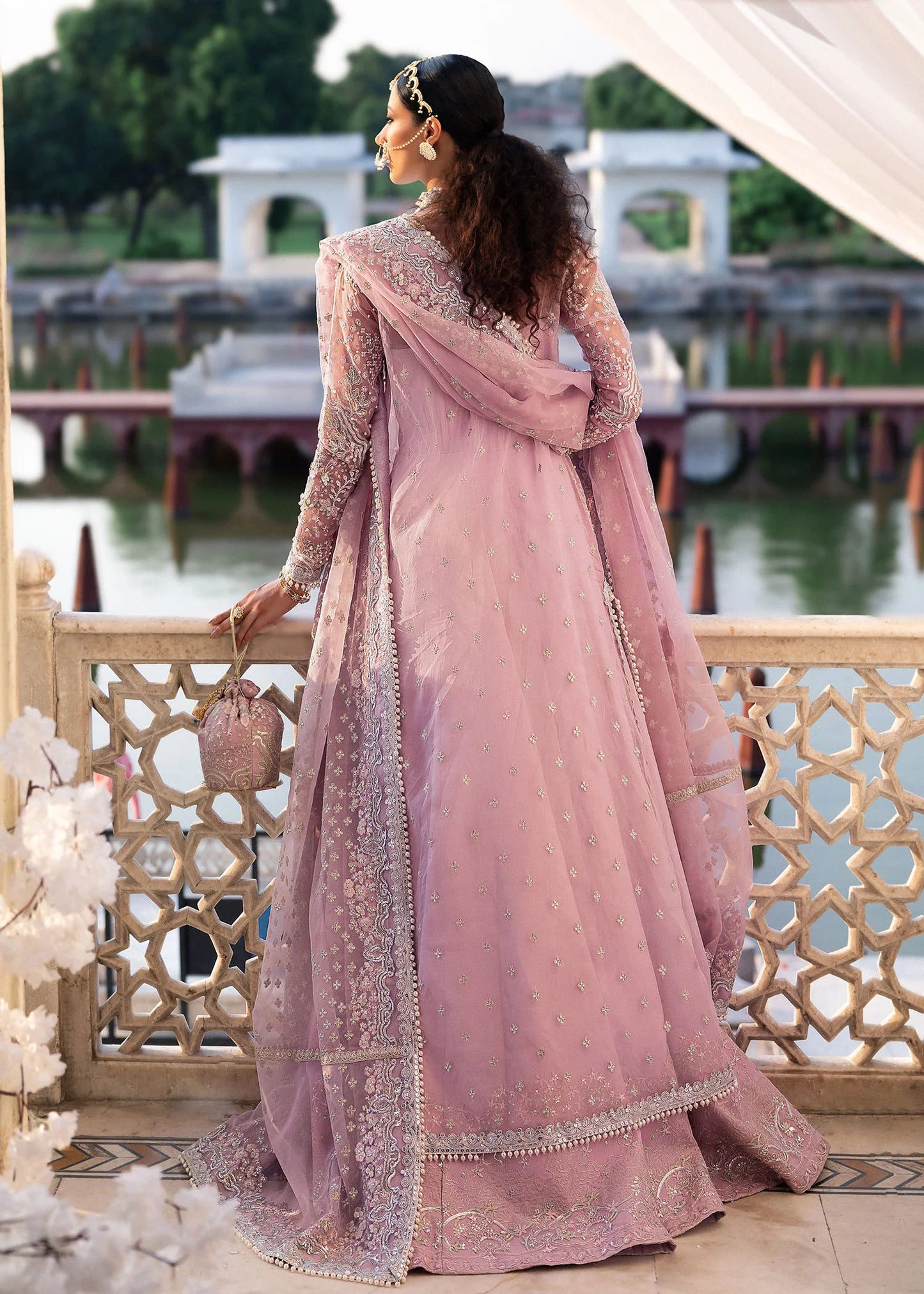 JAHAN ARA