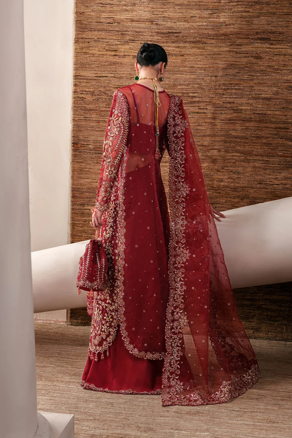 RUBY VEIL