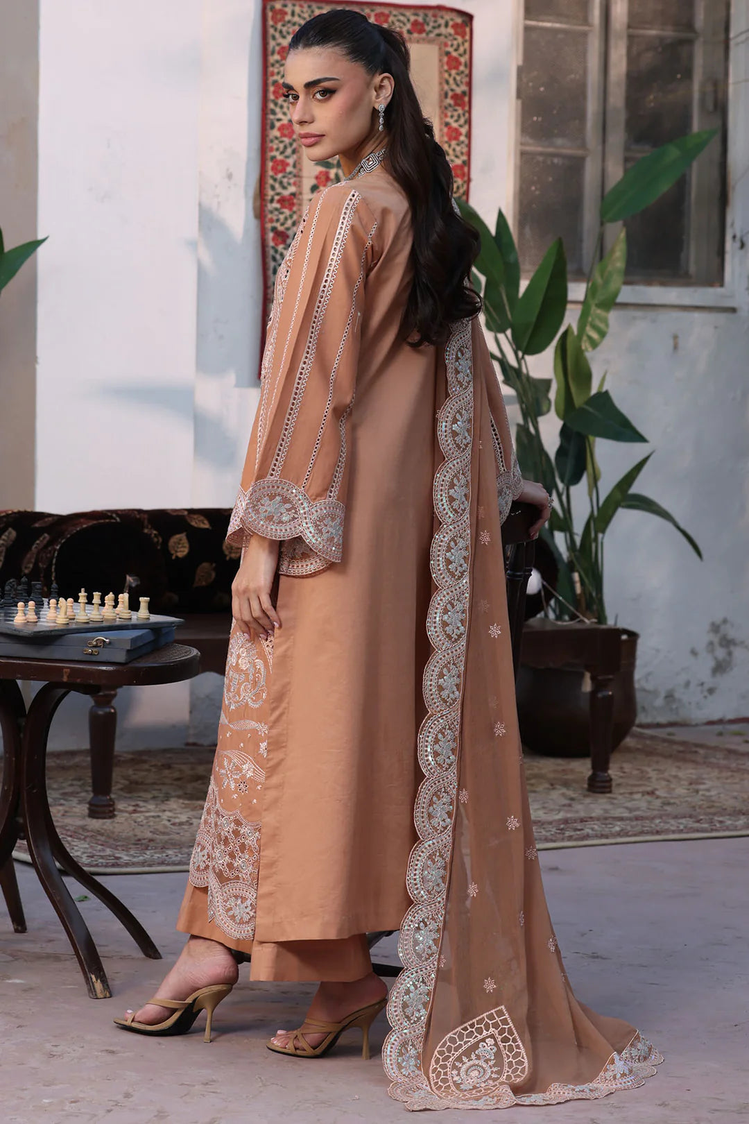 5933-NOEMI