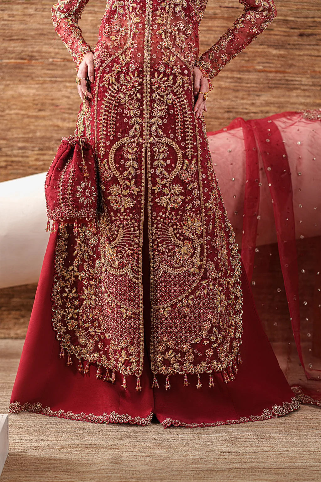 RUBY VEIL