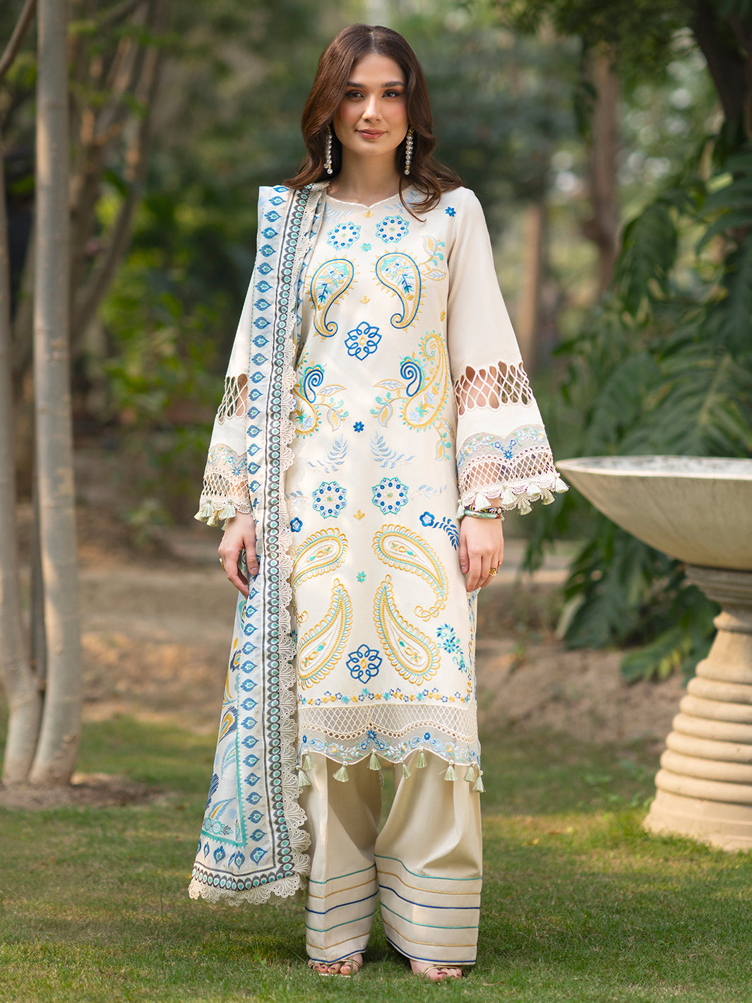 AN-005 | 3 PC Lawn
