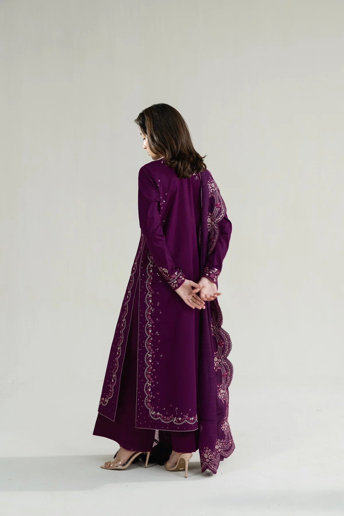DEEP PLUM LUXURY EMBROIDERED LAWN 3PCS SET (NPA3-26410)