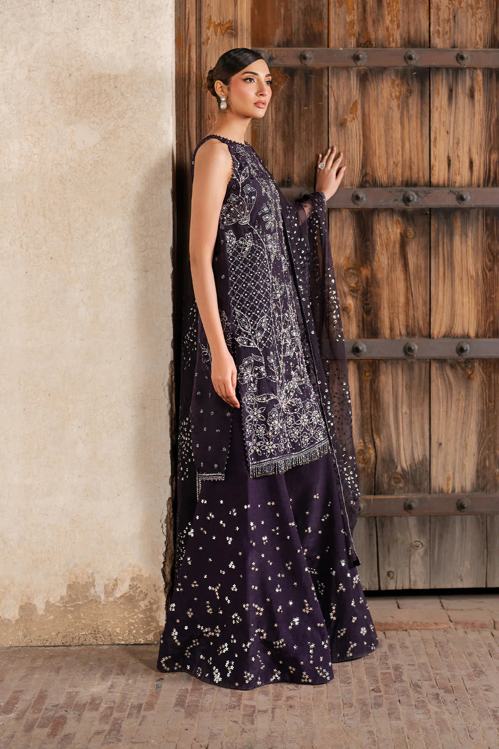 ILC-06 EMBROIDERED ORGANZA