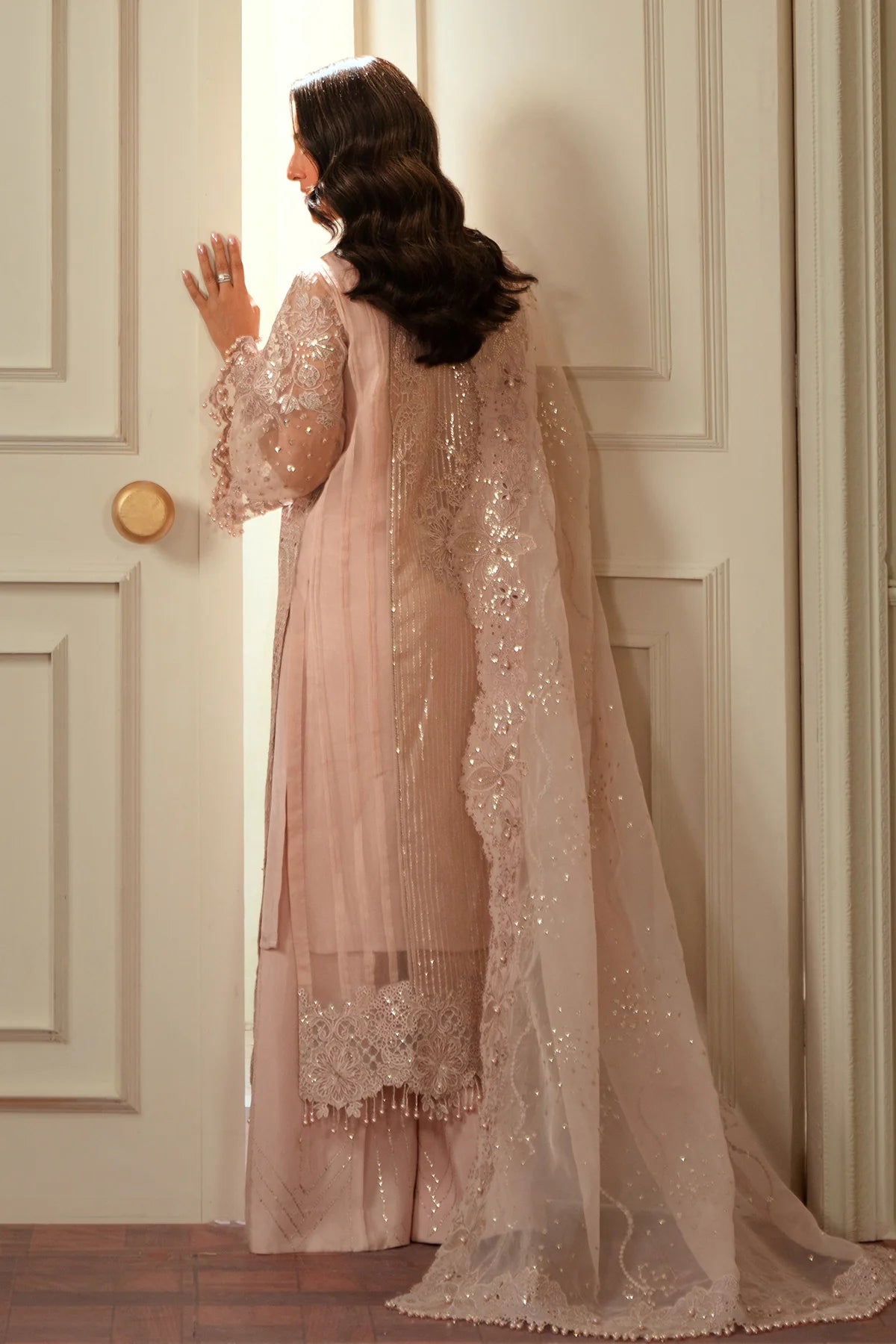 EMBROIDERED ORGANZA CH13-04