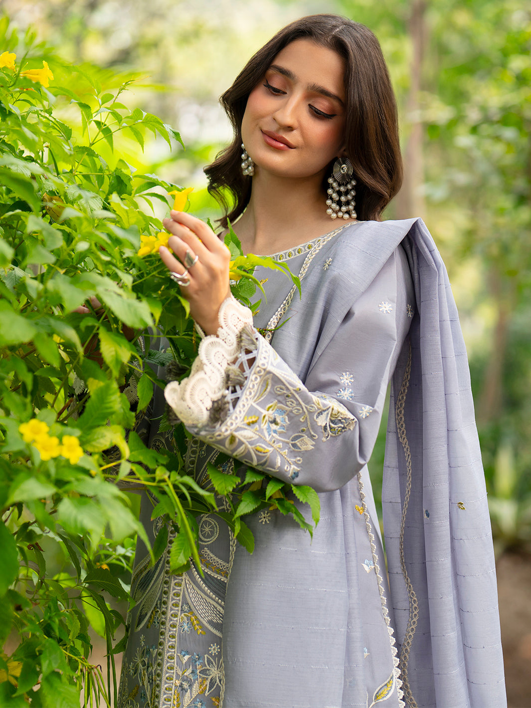 AN-006 | 3 PC Lawn