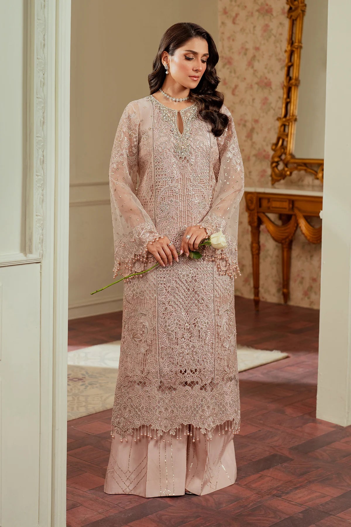 EMBROIDERED ORGANZA CH13-04
