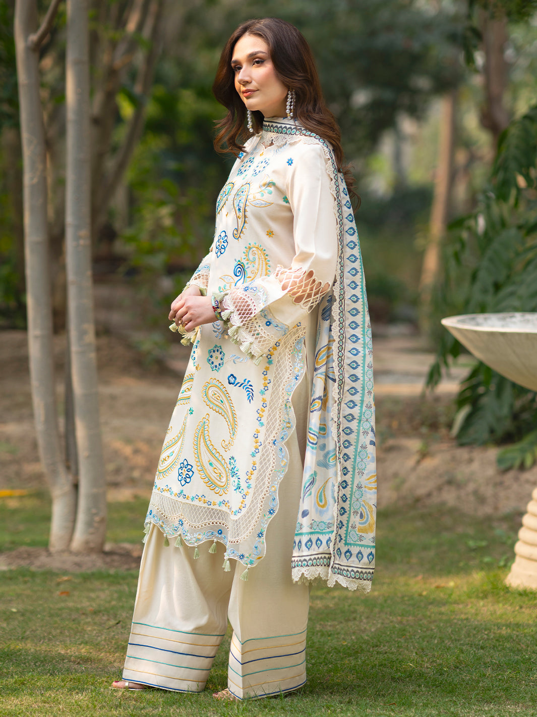 AN-005 | 3 PC Lawn