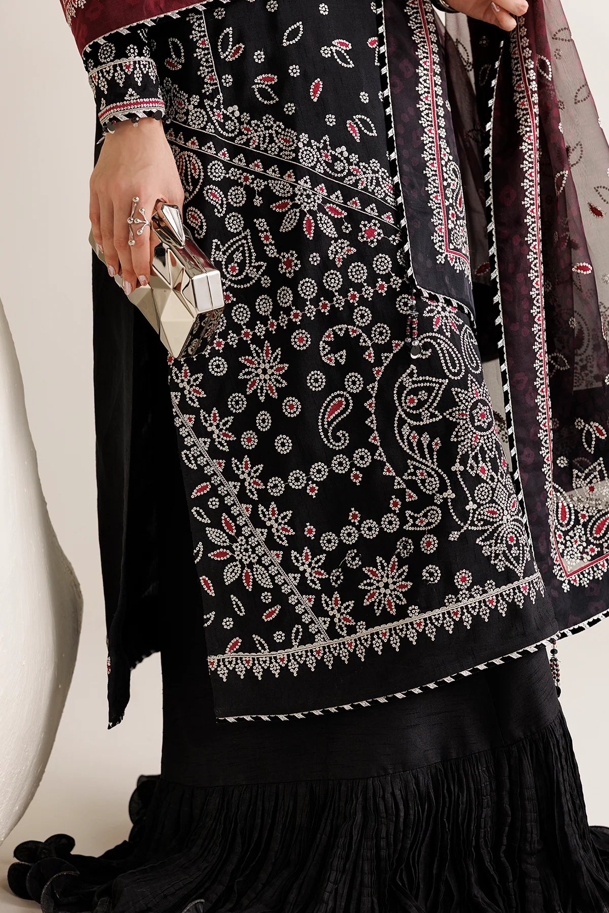 EMBROIDERED RAW SILK UR-7091