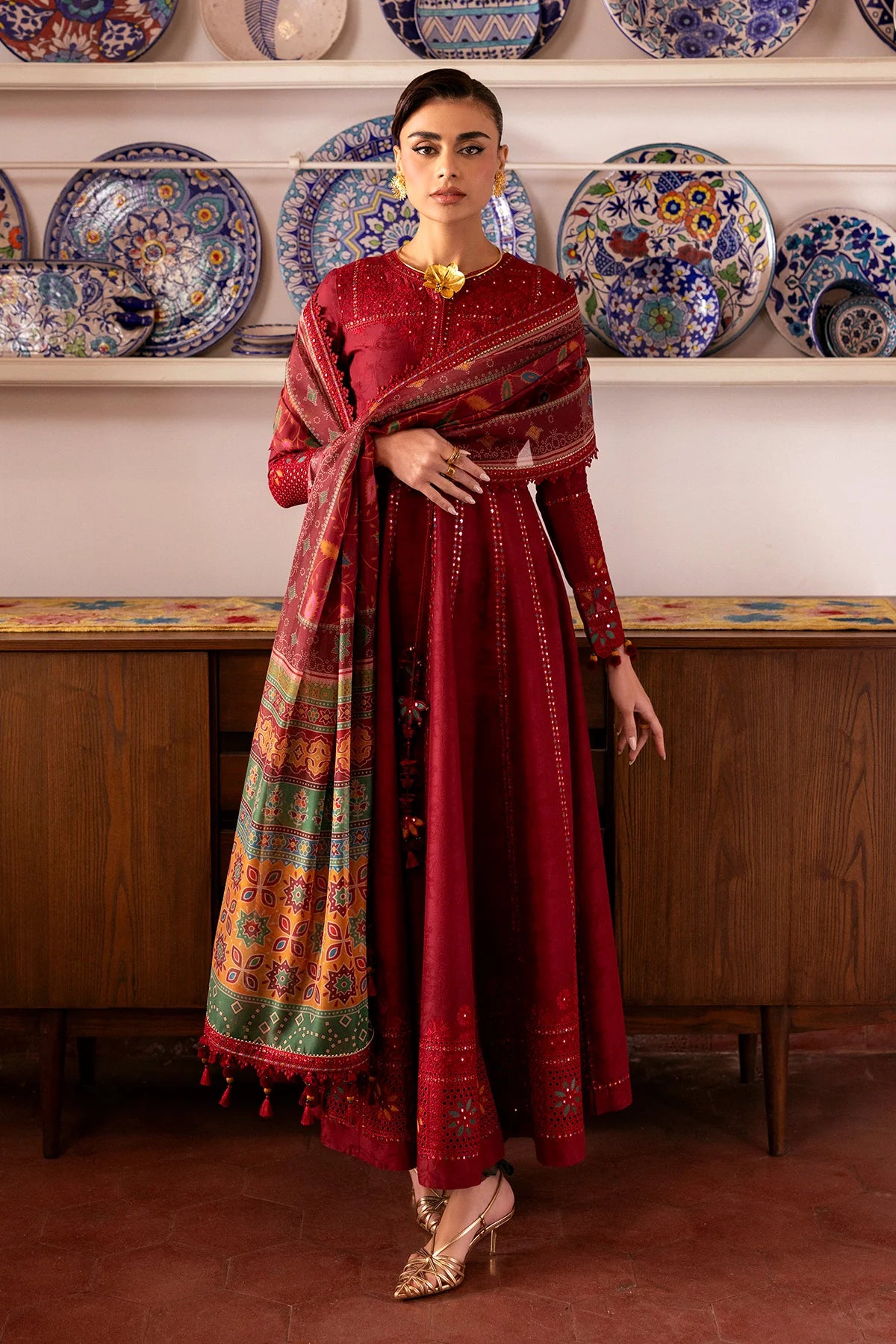 EMBROIDERED LUXURY LAWN SL26-D06