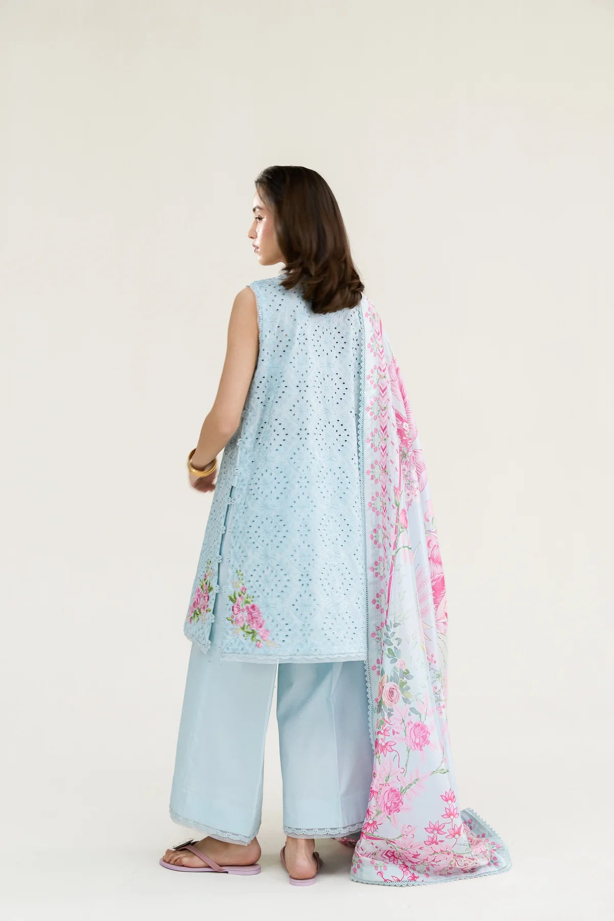 ICE BLUE LUXURY EMBROIDERED LAWN 3PCS SET (NPA3-26404)
