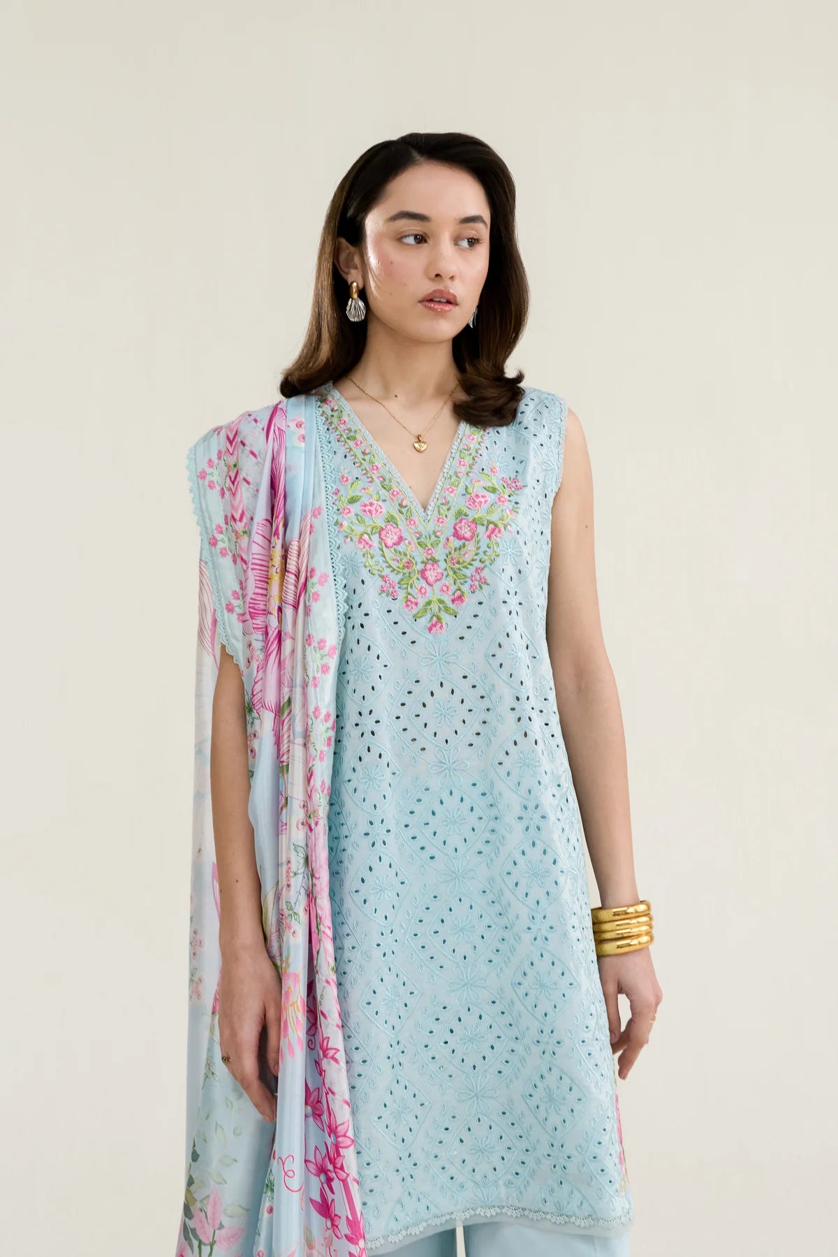 ICE BLUE LUXURY EMBROIDERED LAWN 3PCS SET (NPA3-26404)
